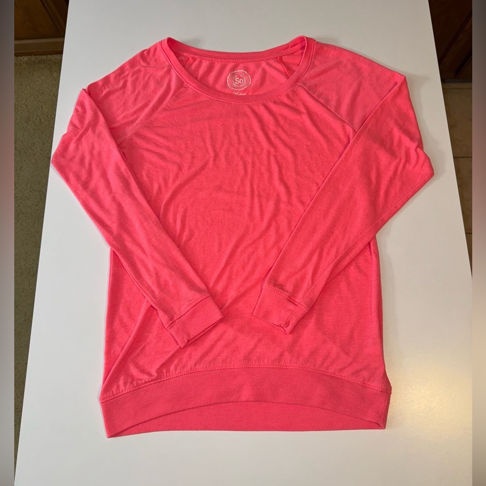 SO Bright Neon Pink Long Sleeve Tunic Crewneck Shirt Size Medium